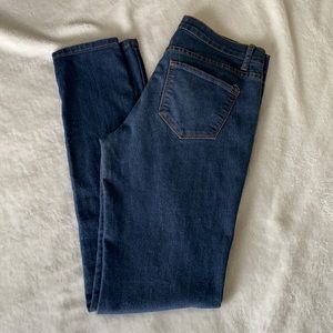 Forever 21 dark wash jeans 28